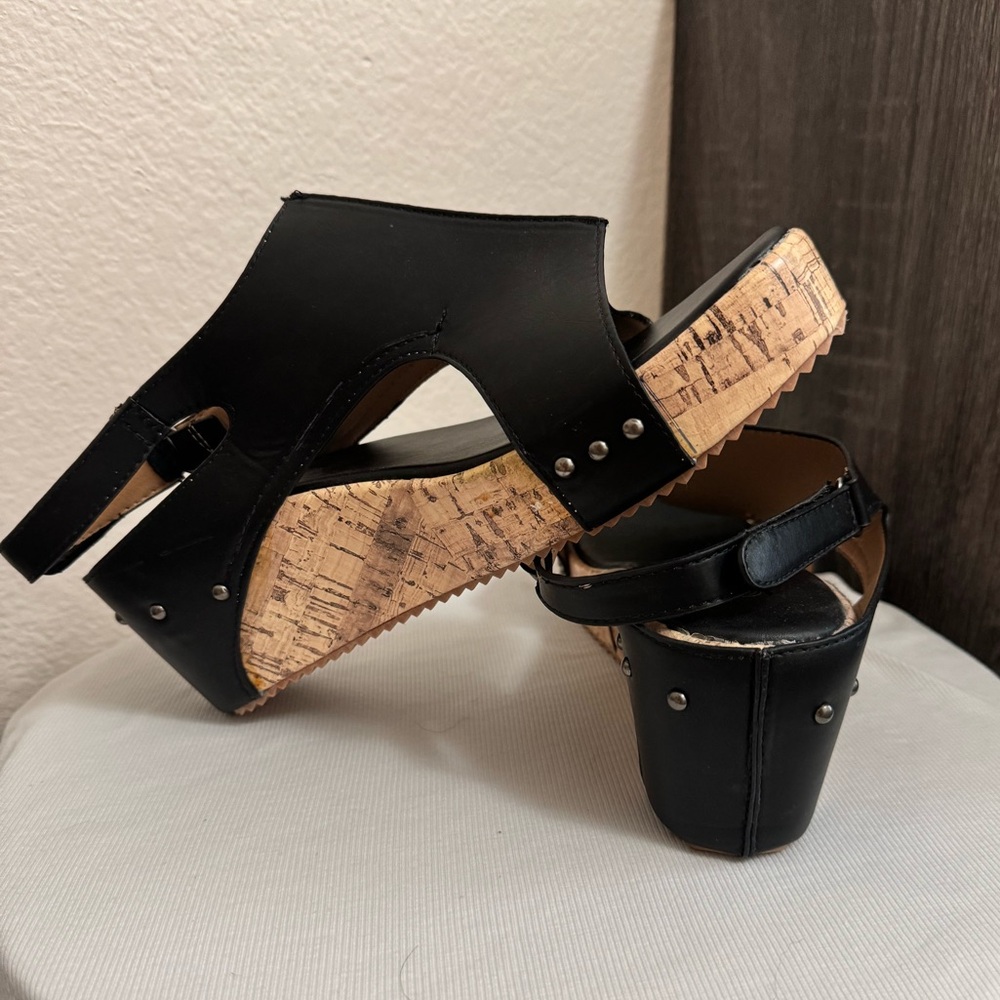 NWOT faux leather wedge